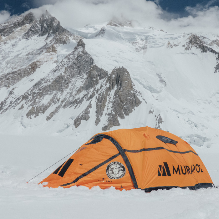 Andrzej Bargiel skiing up and down the 8,000-meter peaks of Gasherbrum I and II